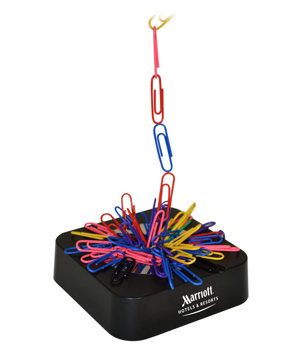 MAGNETIC BASE W/ COLORFUL PAPER CLIPS